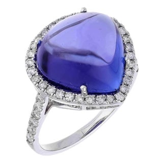 10.10 Ct Natural Tanzanite Cabochon & 0.40 Ct Natural Diamond Ring in 18KW Gold For Sale
