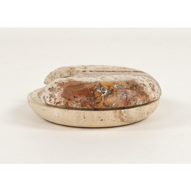 Mid-Century Modern Round Vide-Poche in Travertine from Fratelli Mannelli, Italy, 1970s For Sale - Image 9 of 17