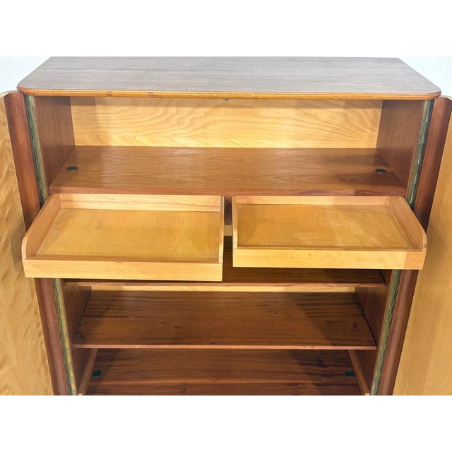 Mid-Century Modern Linen Cabinet in Birch For Sale - Image 3 of 11