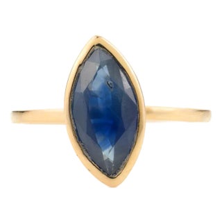 Modern Blue Sapphire Midi Ring in 14k Solid Gold Size 6.5 For Sale