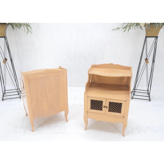 Pair Lattice Doors End Tables Night Stands White Wash Finish French Provincial! For Sale - Image 10 of 16