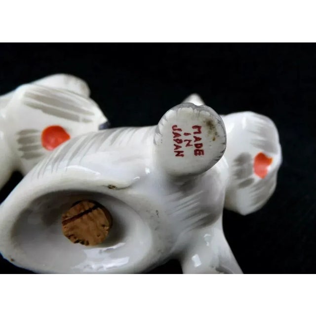 1950s Hand Painted Dog Scottie Scottish or Westie West Highland White Terrier Ceramic Salt & Pepper Shakers For Sale In Tampa - Image 6 of 8
