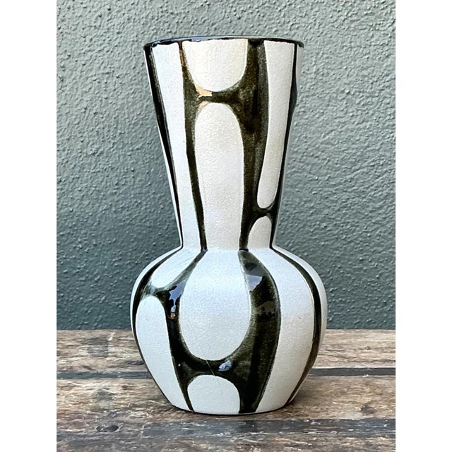 Mid-Century Modern Vintage Abstract Design Ceramic Vase For Sale - Image 3 of 12