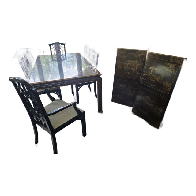 1960s Mahogany Henredon Chinoserie Dining Room Table and Chairs. Hand Painted Scenes on Each Section Including Leaves - Set of 9 For Sale