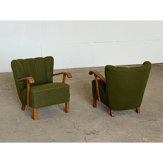 Mid-Century Modern Scandinavian Modern Lounge Chairs in Green Wool, 1940s, Set of 2 For Sale - Image 3 of 10