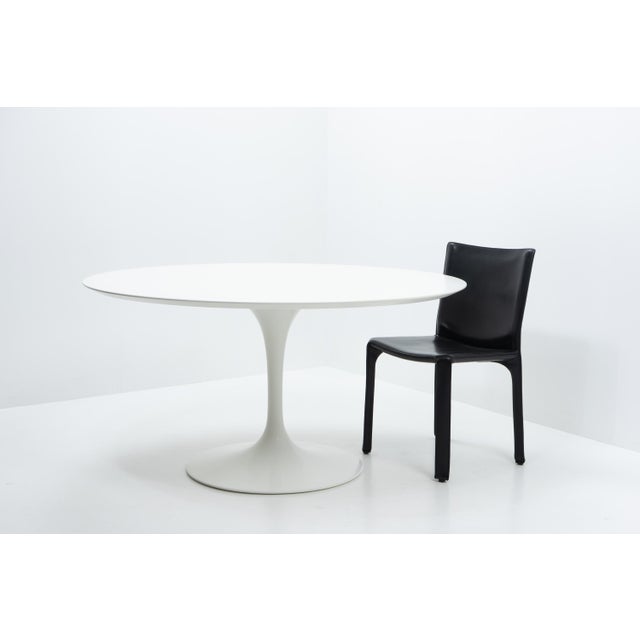 Mid-Century Modern Round Dining Table by Saarinen for Knoll International, 1970s For Sale - Image 3 of 14