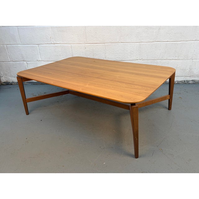 Sculptural Modern Coffee Table by Calligaris of Italy For Sale - Image 13 of 13