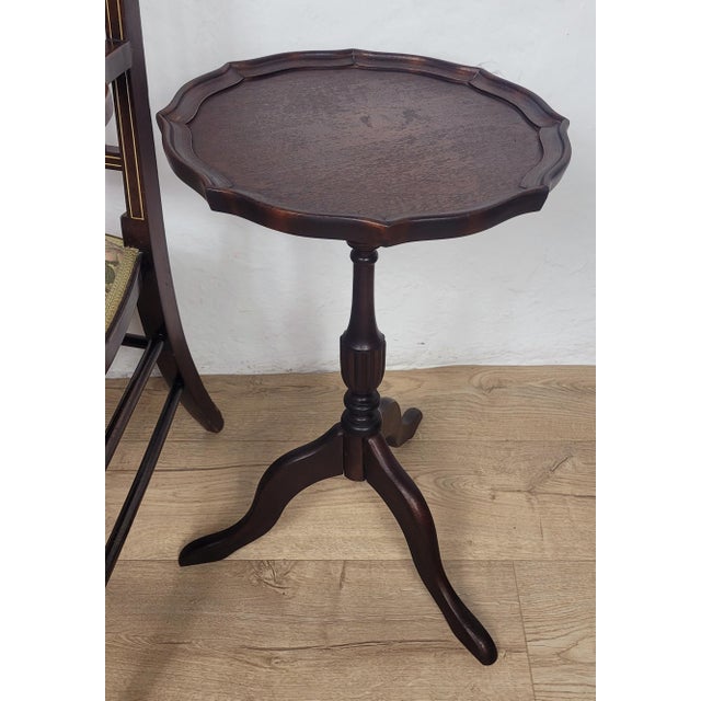 Mid-Century Modern Vintage Wine Tripod Table Piecrust Scalloped Edge English 1950 Postage Available For Sale - Image 3 of 18