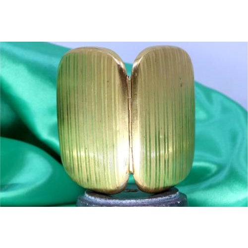 Womens Gold Cigarette Case with Strips For Sale - Image 3 of 7