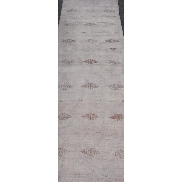 Vintage Turkish Kilim Runner With Subtle Geometric Patterns and Soft Pastel Tones For Sale - Image 4 of 10
