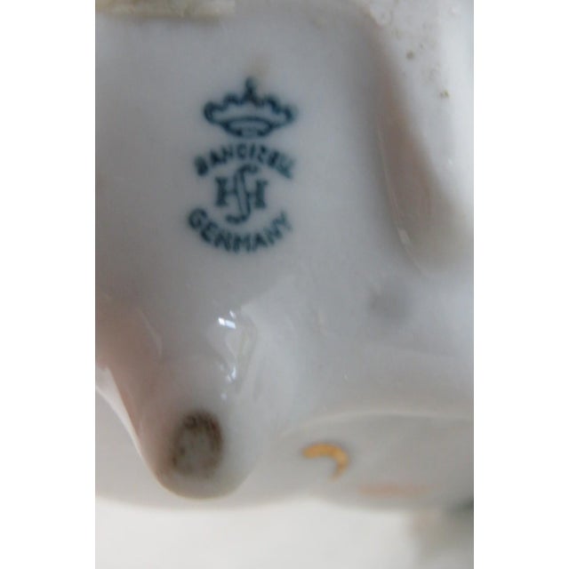 Mint Sandizell Dresden Germany Miniature Lace Porcelain Seated Lady Figurine 5066b For Sale - Image 8 of 14