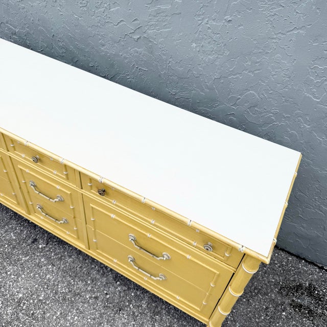 1960s Vintage Coastal Faux Bamboo Dresser Dresser With Mirror by Thomasville For Sale - Image 5 of 11