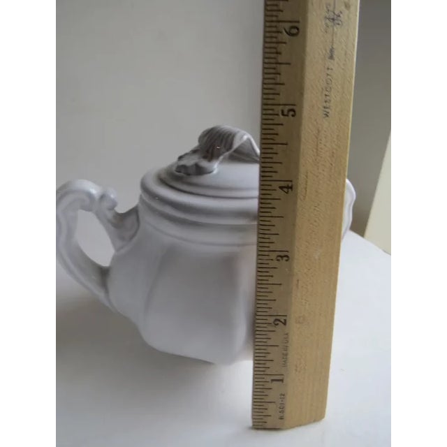 Mid-Century Modern Vietri Antico Bianco Cream and Sugar - A Pair For Sale - Image 3 of 9