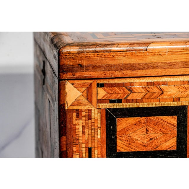 Impressive Large Inlaid Wood Pattern Antique Victorian 19th Century Box With Key Home Decor For Sale - Image 15 of 15