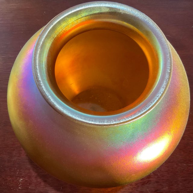 Art Deco Steuben Gold Aurene Glass Vase, Circa 1928 For Sale - Image 3 of 9