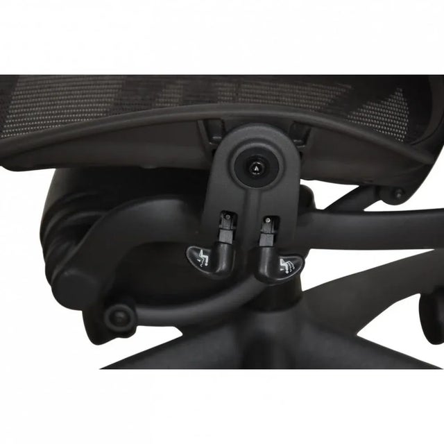 Aaron Chair from Herman Miller For Sale - Image 14 of 18