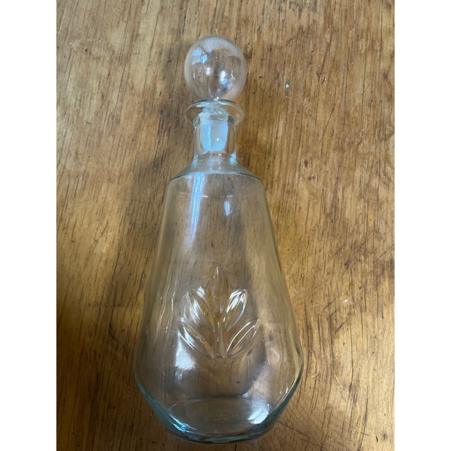 Early 20th Century Antique Hand Blown Glass Decanter With Agave Leaf and Beautiful Globe Top For Sale - Image 5 of 14