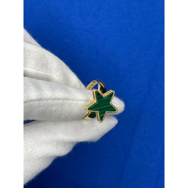 Green Green Malachite Star Galaxy Celestial Constellation Zodiac 18k Yellow Gold Ring, Size 7 For Sale - Image 8 of 16
