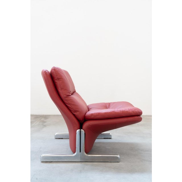 Set of Lounge Chair and Footrest in Red Leather by Vitelli e Ammannati for Brunati, 1970s-1980s For Sale - Image 6 of 18