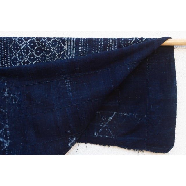 Diamond Lattice Indigo Mud Cloth Throw For Sale In Los Angeles - Image 6 of 7