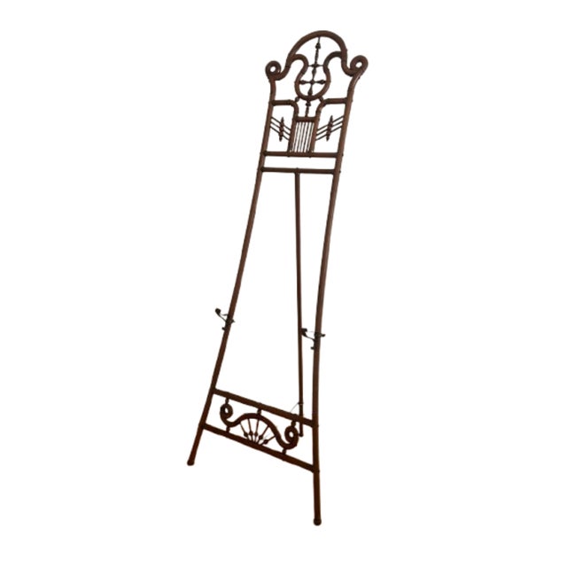 A sculptural object in its own right, this c. 1900 Victorian oak easel transforms the act of display into part of the...