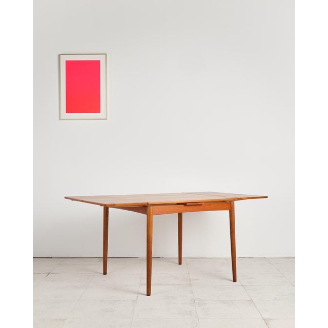 Dimensions: approx. 90 × 90 × 72.5 cm (width × depth × height) with two integrated 35 cm extension leaves – total length...
