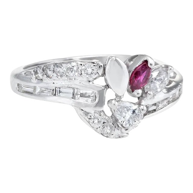 Mixed Cut Diamond Ruby Band Vintage Ring 14k White Gold Estate Fine Jewellery size 6.5 For Sale