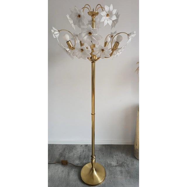 Large Murano Flower Floor Lamp, Italy, 1970s For Sale - Image 13 of 13