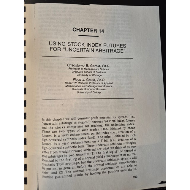 1990s Rare 1988-1990 Paine Webber Internal Background Readings:Deriviative Products and Portfolio Trading Binder For Sale - Image 5 of 5