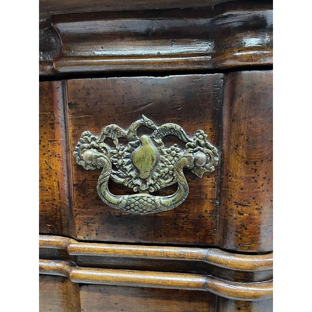 18th Century Dutch Walnut Organ Curved Chest of Drawers For Sale - Image 4 of 18
