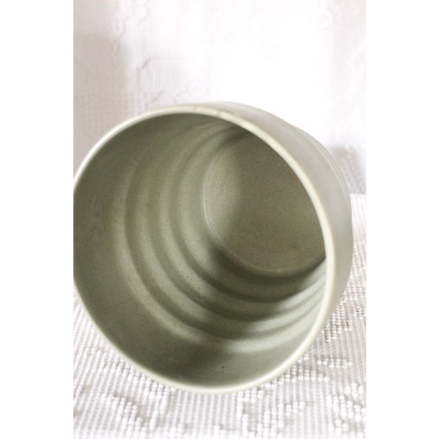 Haeger 1960s Very Large Green Haeger Planter For Sale - Image 4 of 7