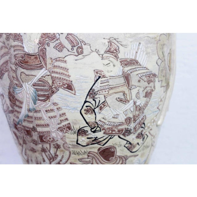 1930s Japanese Vase Satsuma, 1930s For Sale - Image 5 of 14