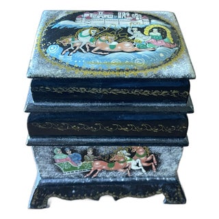 Vintage Palekh Lacquer Miniature "Troika" 3 - Tower Jewelry Box For Sale