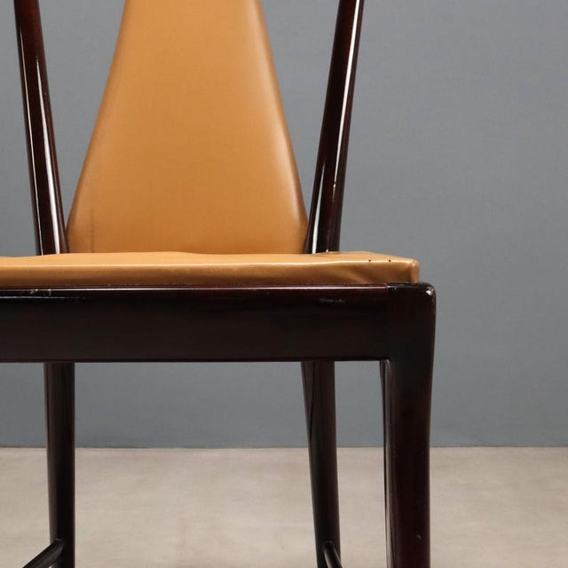 Vintage Chairs in Wood and Leatherette by Osvaldo Borsani, 1950s, Set of 6 For Sale - Image 6 of 11