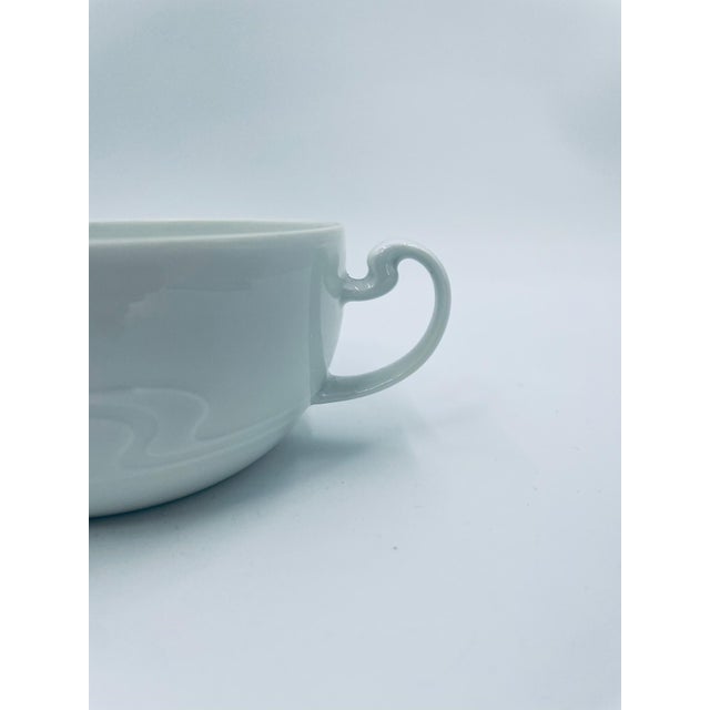 Rosenthal Asymmetria White Porcelain Bouillon Bowl from Rosenthal, 1965 For Sale - Image 4 of 9