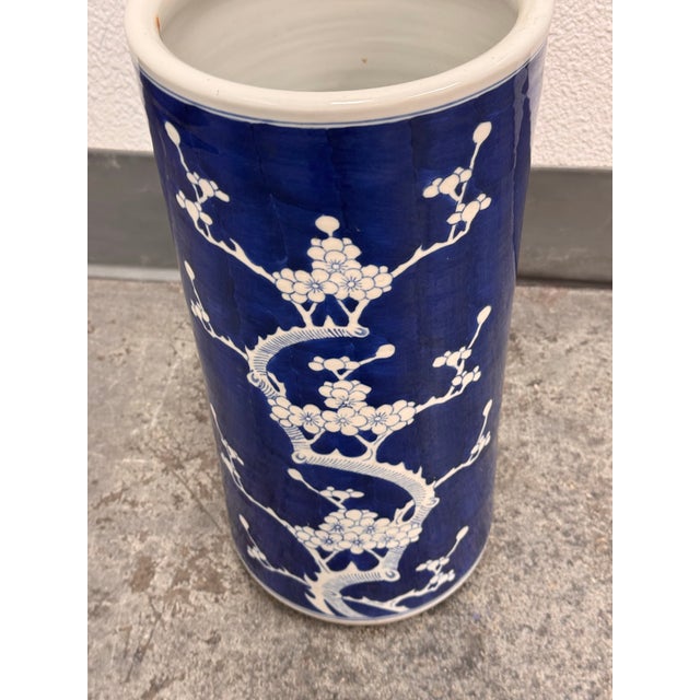 Chinoiserie Style Blue + White Ceramic Umbrella Stand, Vintage For Sale - Image 9 of 12
