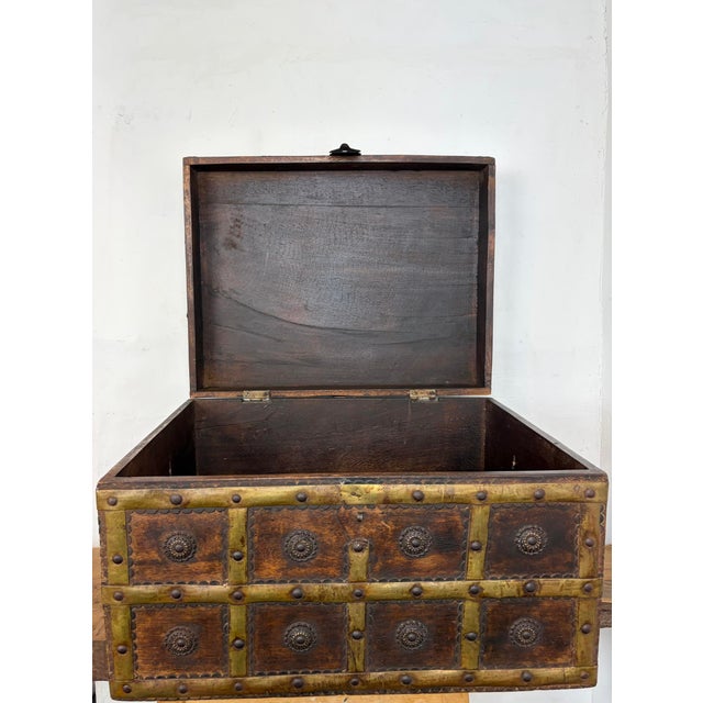 Antique Anglo-Indian Wood and Brass-Bound Trunk, 19th Century For Sale - Image 10 of 15