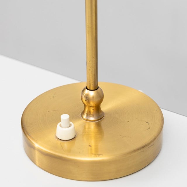 1960s Model No 2332 Table Lamp by Josef Frank for Svenskt Tenn, 1960s For Sale - Image 5 of 11