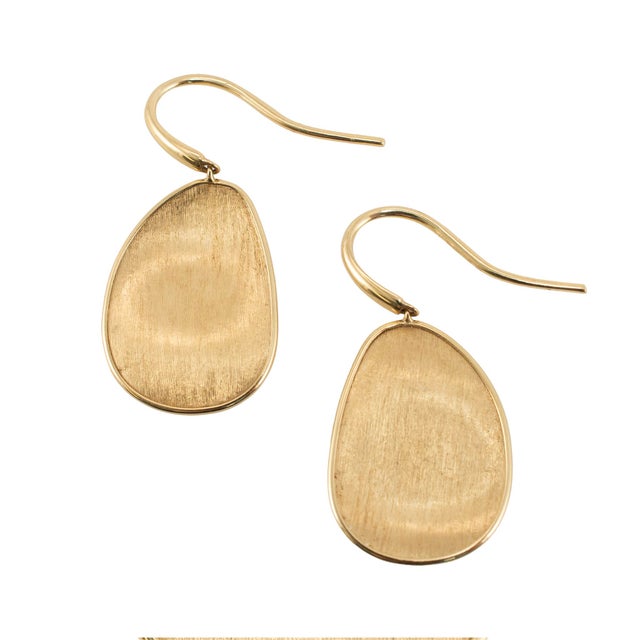 Modern Marco Blcego Lunaria 18k Yellow Gold Petal Brushed Drop Dangle Earrings, A Pair For Sale - Image 3 of 8