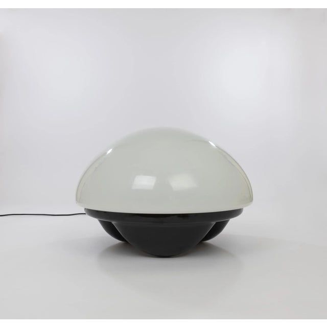 1970s Isotta Table Lamp by E. Gentile for Nucleo Sormani, 1970s For Sale - Image 5 of 9