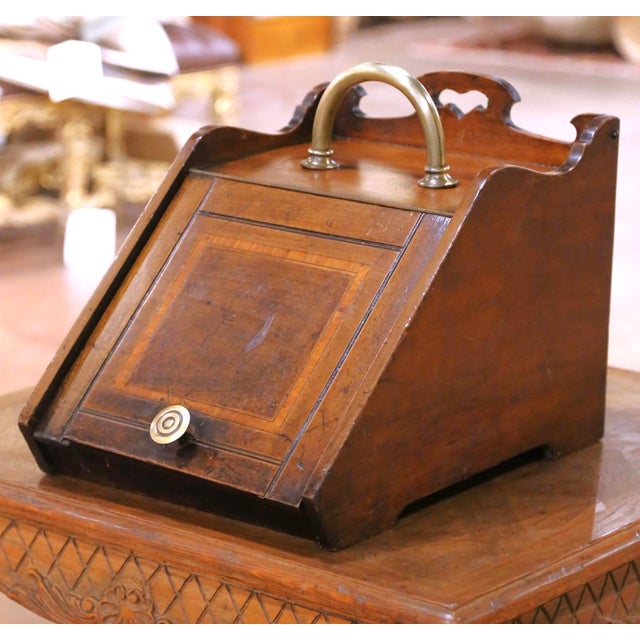 Late 19th Century 19th Century English Victorian Inlaid Walnut Coal Scuttle With Brass Handle For Sale - Image 5 of 12
