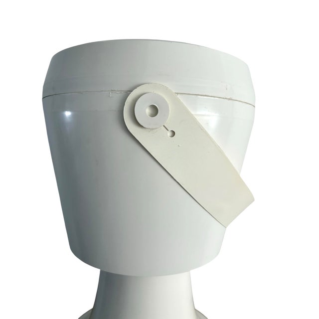 Off-white 1960s Vintage Retro Mid Century Space Age Ice Bucket For Sale - Image 8 of 12