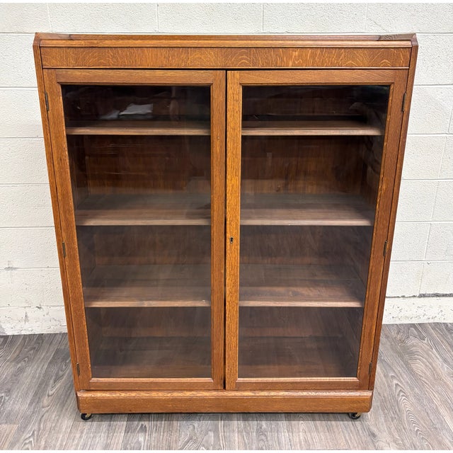 Antique Victorian or Arts and Crafts Style Golden Oak Display Cabinet Bookcase For Sale In Kansas City - Image 6 of 16