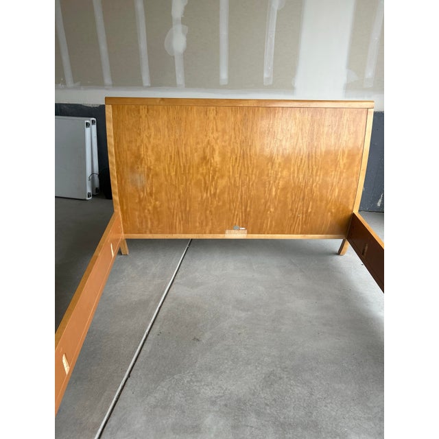 Wood Baker Maple Queen Sleighbed For Sale - Image 7 of 10