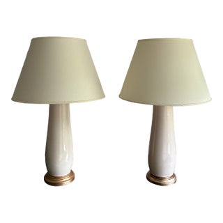 Late 20th Century Pair of Decorator Italian Crackle Glaze Ceramic Lamps For Sale