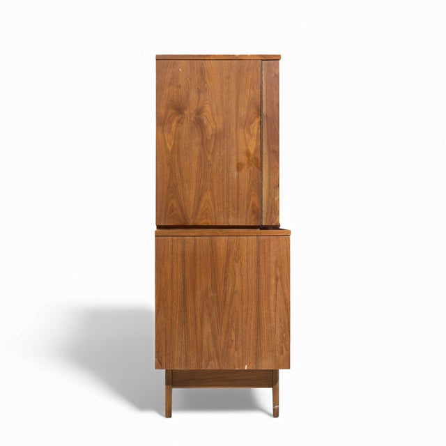 Young Manufacturing Mid 20th Century Young Manufacturing Mid Century Highboy Dresser For Sale - Image 4 of 8