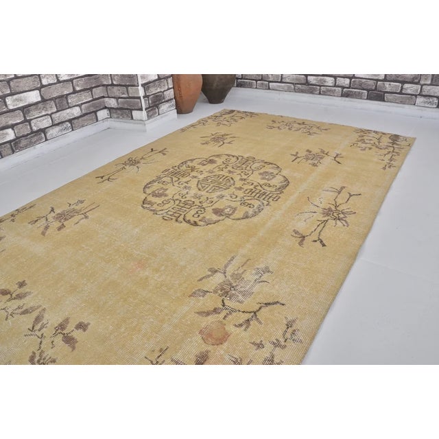 Oushak Anatolian Vintage Rug For Sale - Image 9 of 10