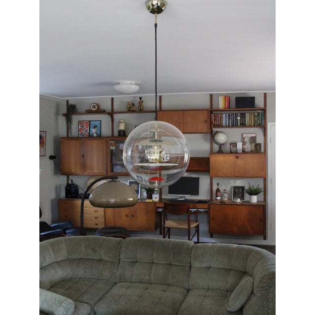 Mid-Century Modern VP Globe Pendant Light in Brass by Verner Panton For Sale - Image 3 of 10