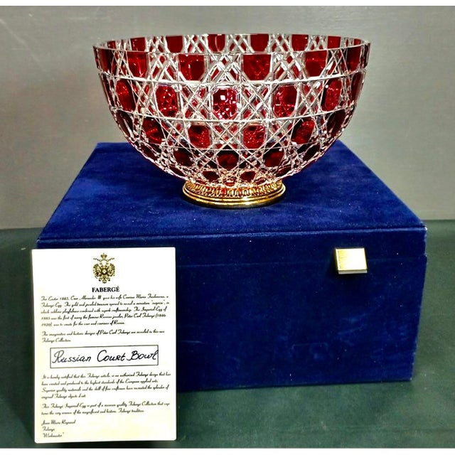This unique and exquisite crystal bowl is a late 20th-century Fabergé-branded collectible crystal bowl, part of The...