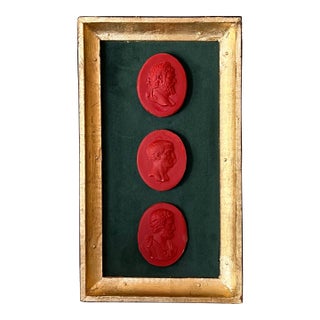 Classical Georgian Inspired Red Cast Emperor Profile Set on the Green Velvet & Gilt Frame For Sale